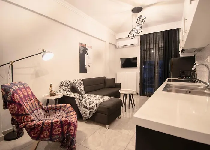 Pyrgos House